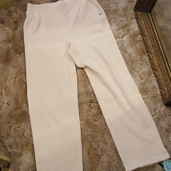 Cozy Cream Cotton Blend Ribbed Set - Picture 6 of 9